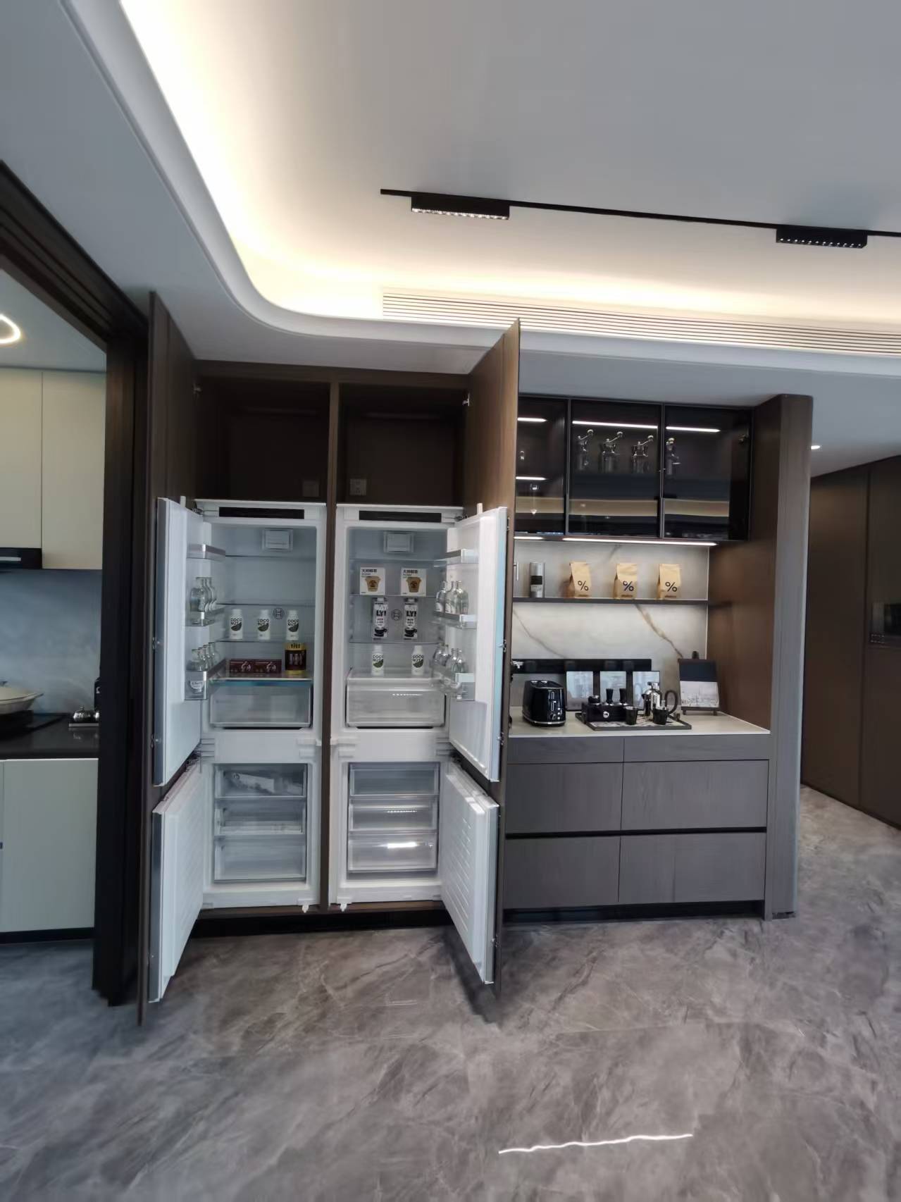 Wall panel and Cabinet